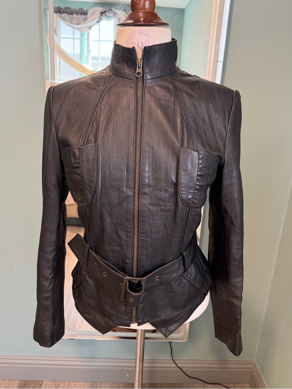 Vintage Y2K Black Lambskin Leather Cinched Waist Stand Collar Jacket with belt